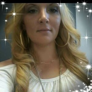 Meet your Posher, Bobbie jo